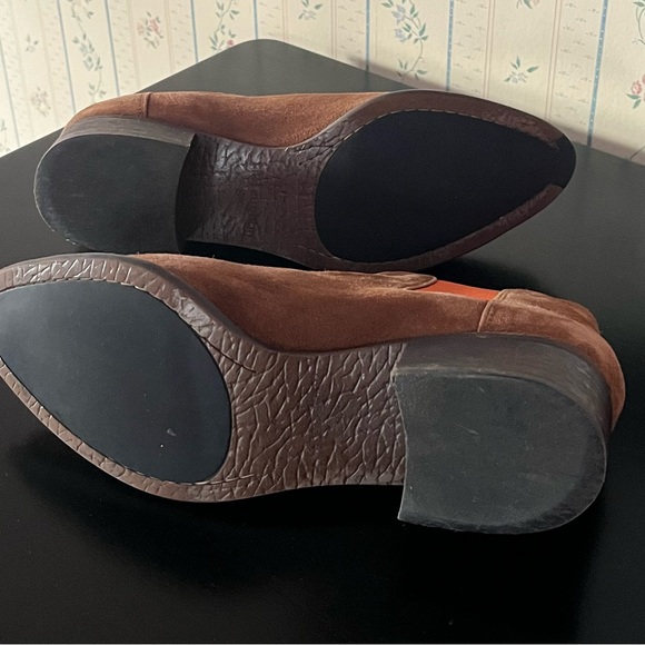 J. McLaughlin Brown Suede Ashlyn Chukka Boots with Orange Panels - Picture 4 of 5